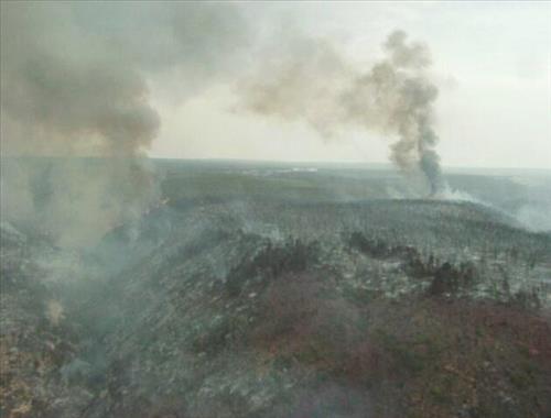 Aerial photographs of Long Mesa Fire at Mesa Verde National Park, July 29-Aug. 4, 2002