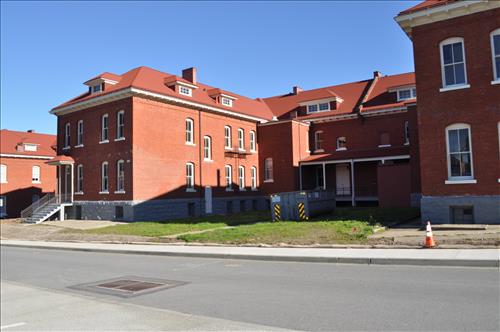 Presidio Building 102 Seismic Strengthening Phase A  Construction photos group 3