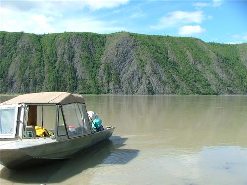 18 Yukon-Charley Rivers National Preserve Peregrine Falcon Survey July 2006
