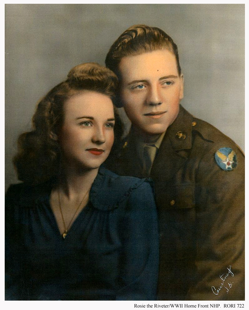 Dorothy & Roy Lowe, 1942 [RORI 722]