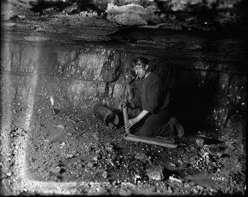 A1348-1350--Unknown location--Mine scene [1917]