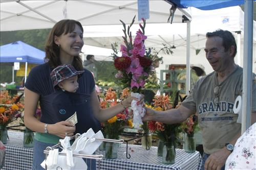 Countryside Farmers' Market vendors 2