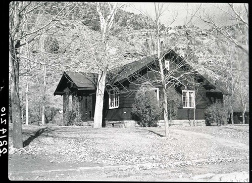 Park residence Building 9, Oak Creek housing area.