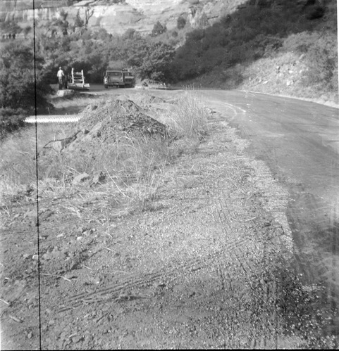 Construction along the road of the scenic canyon drive near the Grotto.