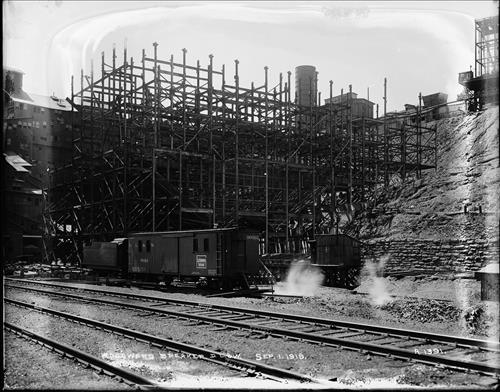 A1386-A1393--Edwardsville, PA--Woodward Breaker--Construction Progress--Erection of Steelwork--Side View [1918.08.01]