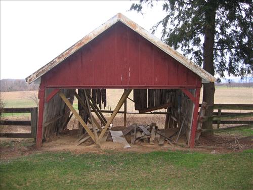 Frame shed behind Thomas house at Monocacy N.B., January 16, 2007.