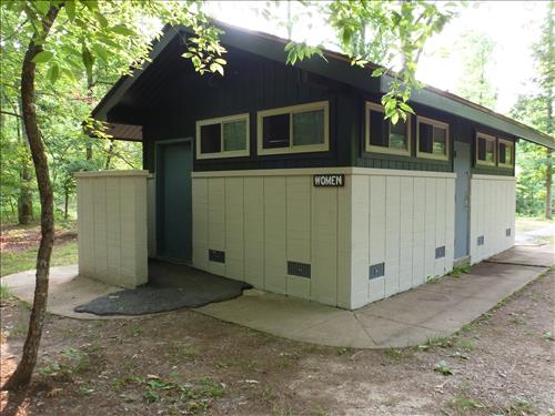 Rehab Oak Ridge C-loop Comfort Station in Prince William Forest Park in June 2015