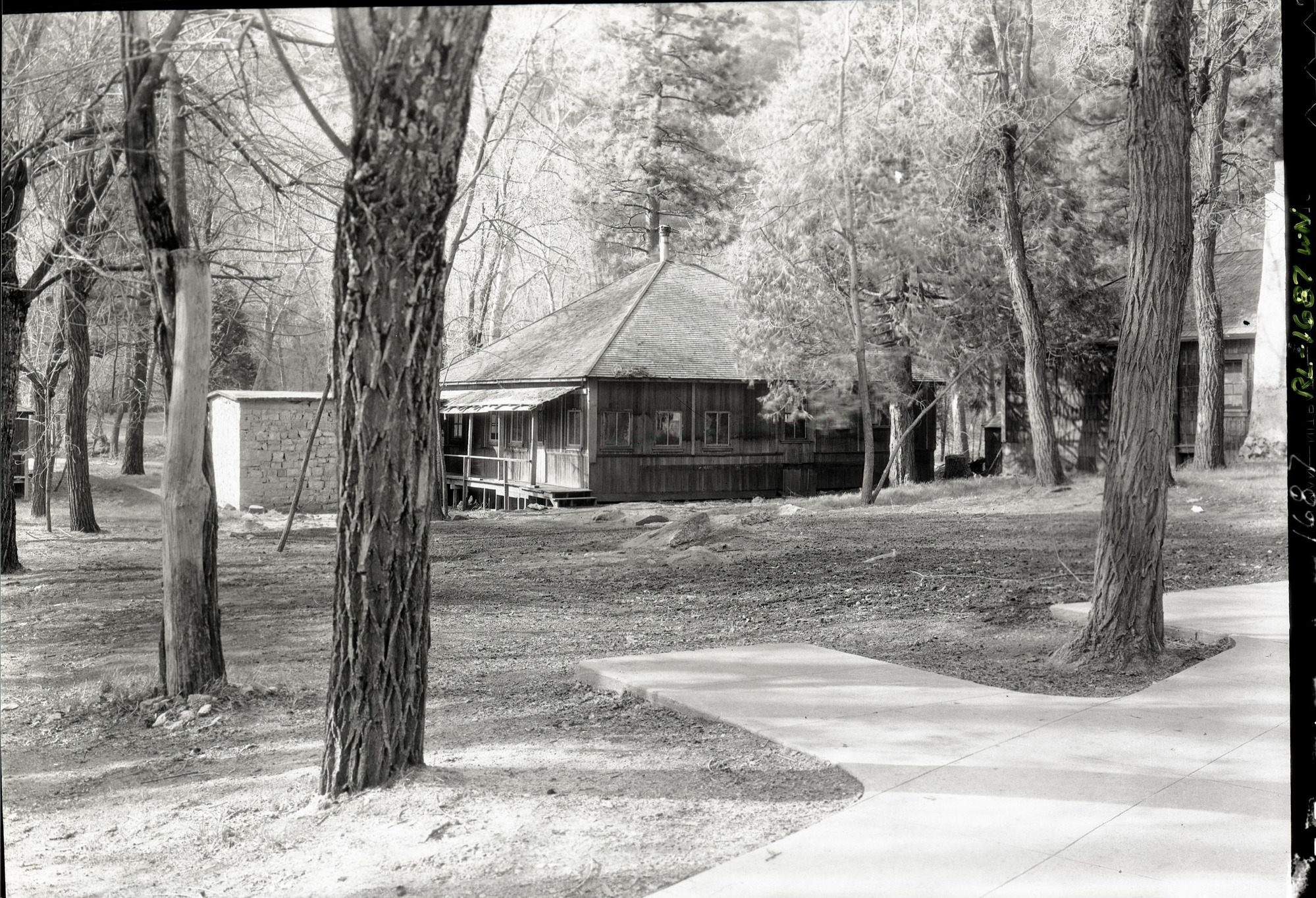 Site of Old Cosmopolitan House. Copy Neg: Leroy Radanovich, August 2001