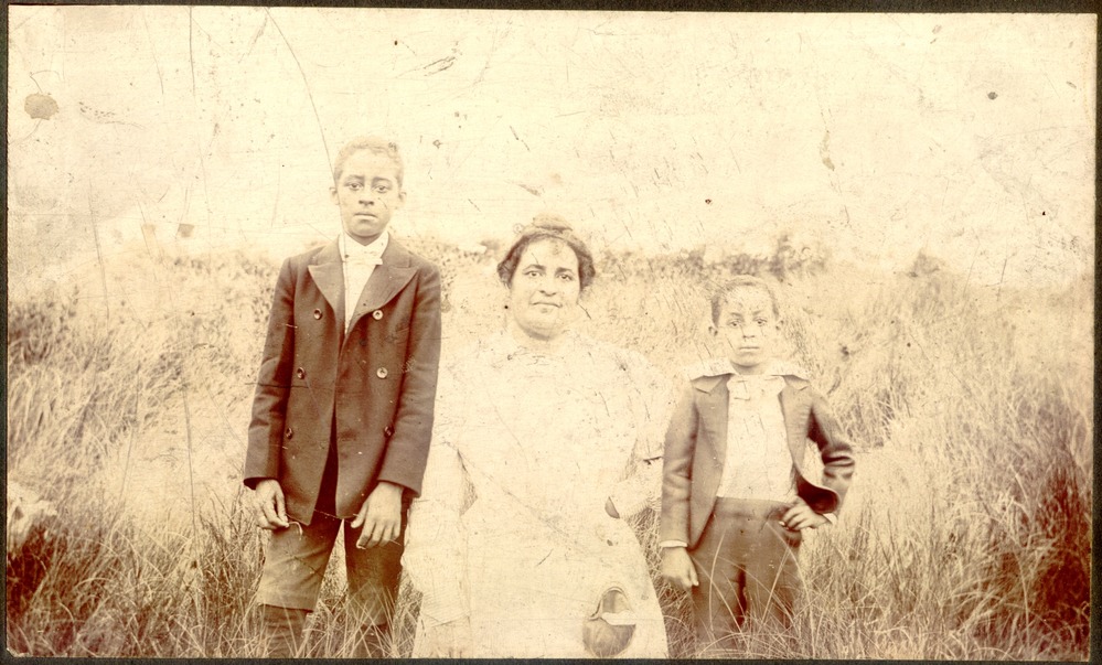 Maggie Walker with sons Russell (L) and Melvin (R).