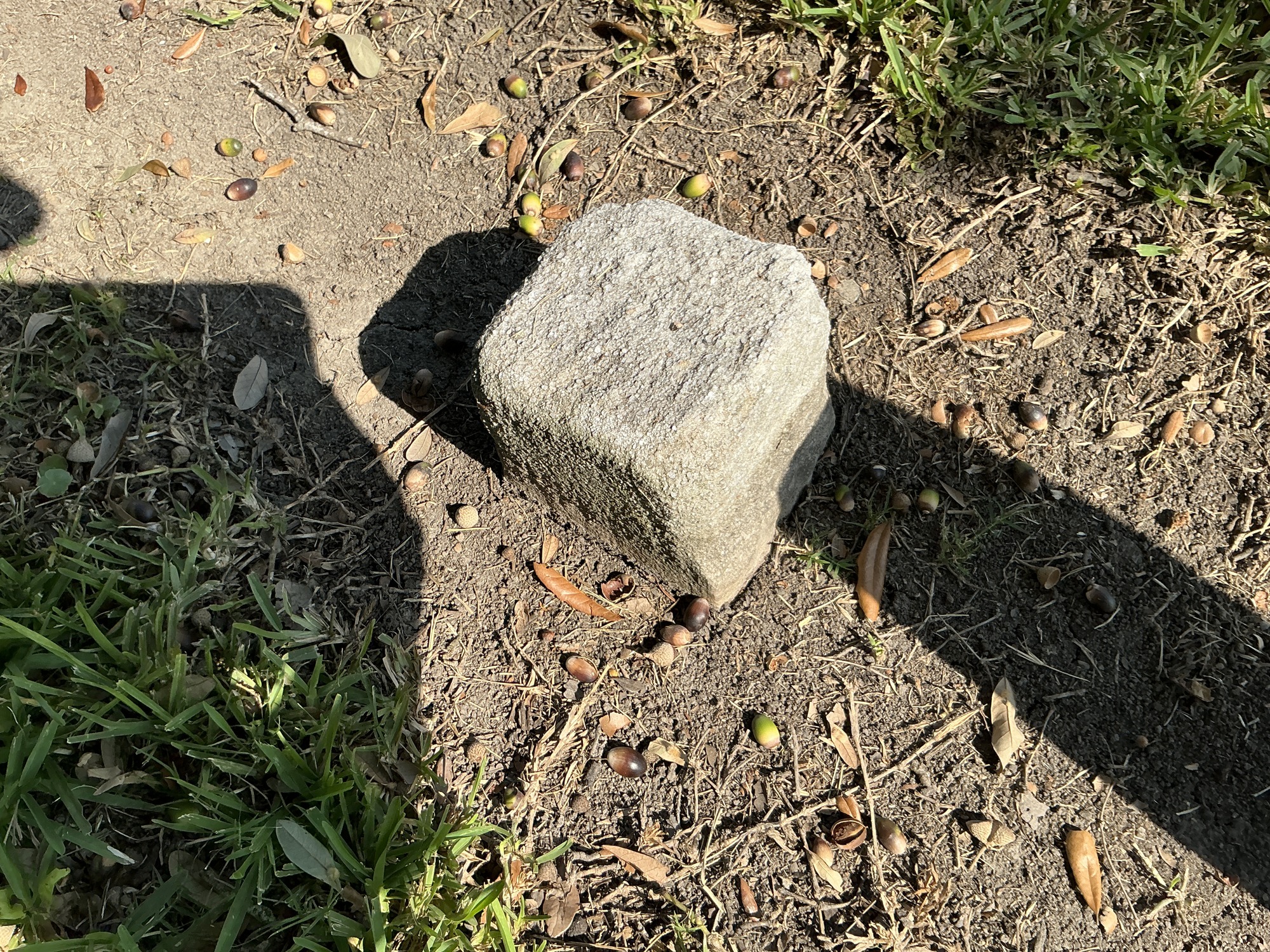 Extra image of flat marble marker