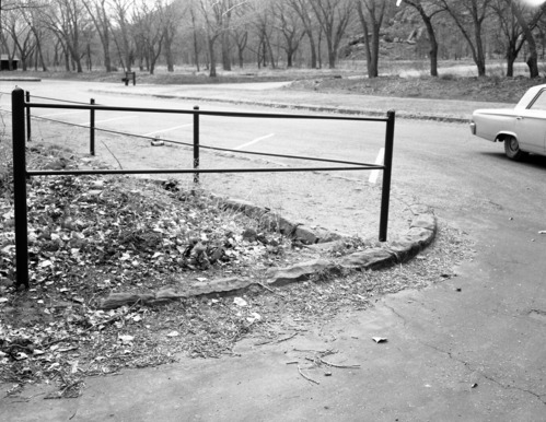 Irrigation ditches and walks for tort claim against government.