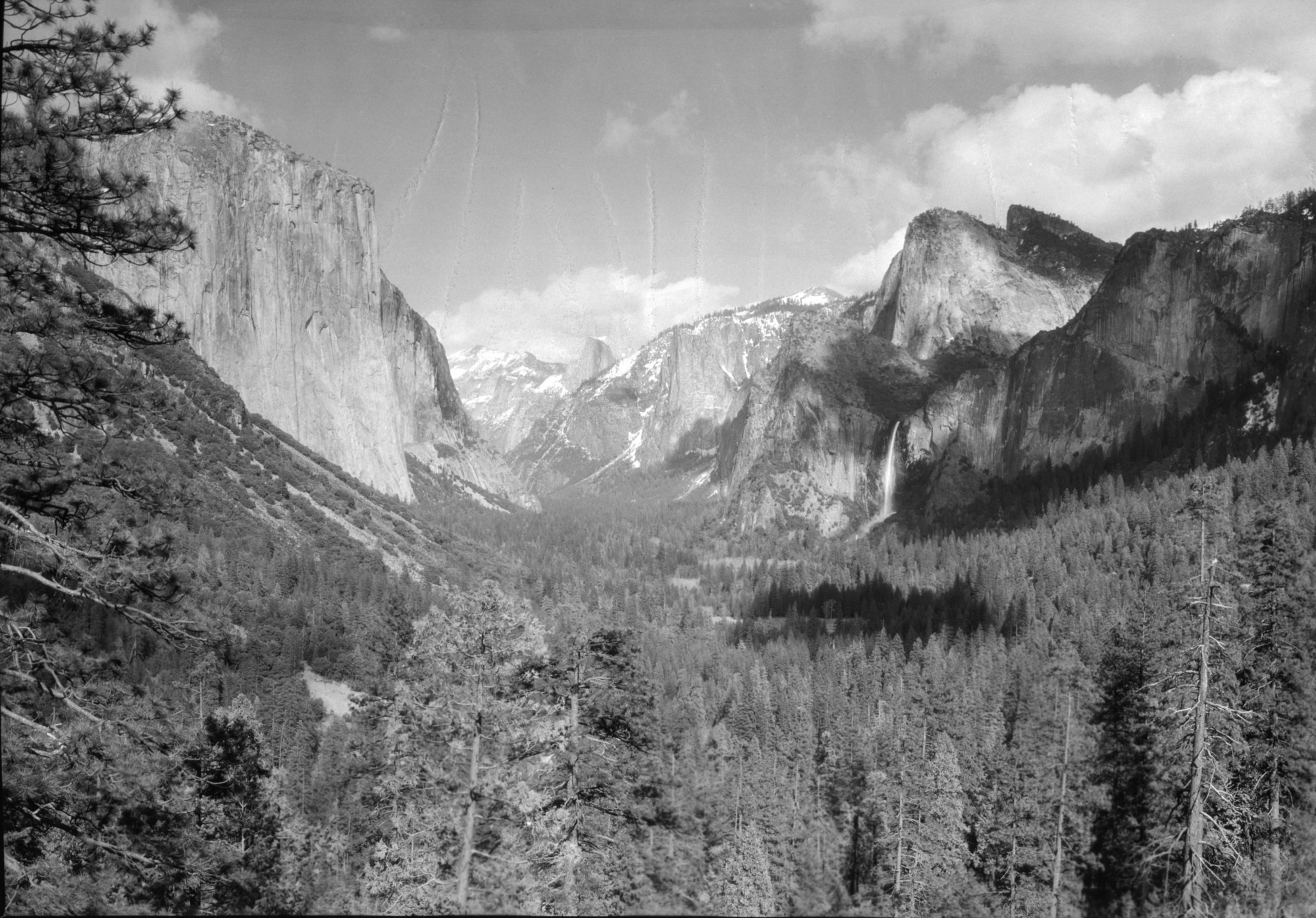 Yosemite Valley from Tunnel View.