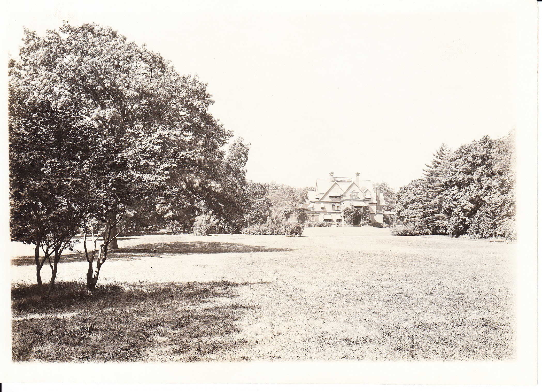 Glenmont, exterior, front, viewed across lawn.