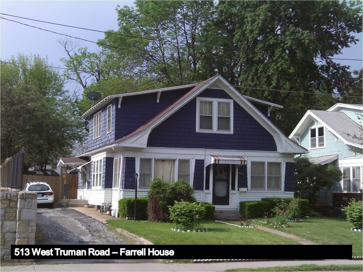 Image of the Bungalow-style Farrell House.