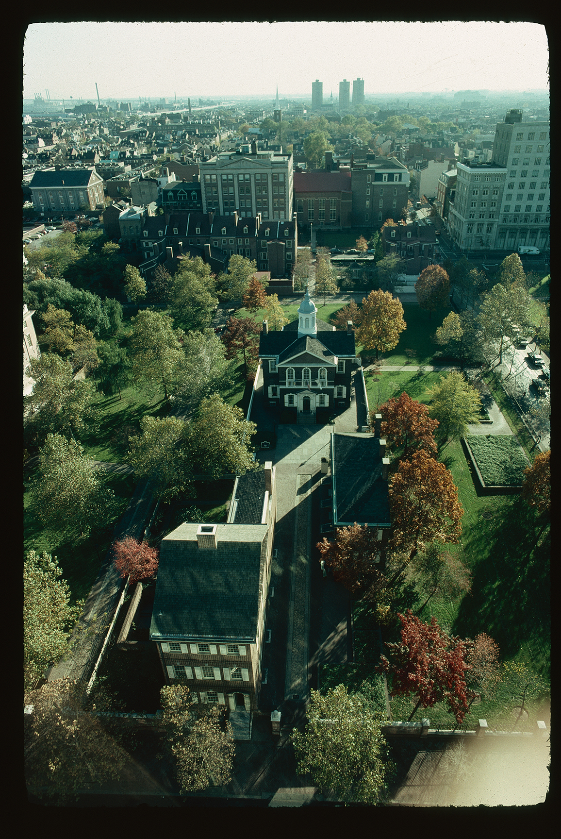 Carpetners Court. Aerial. Looking southwest past Chestnut Street. Pemberton House in foreground, with New Hall to the right, Carpenters Hall in back, and the Walnut Street houses further back.