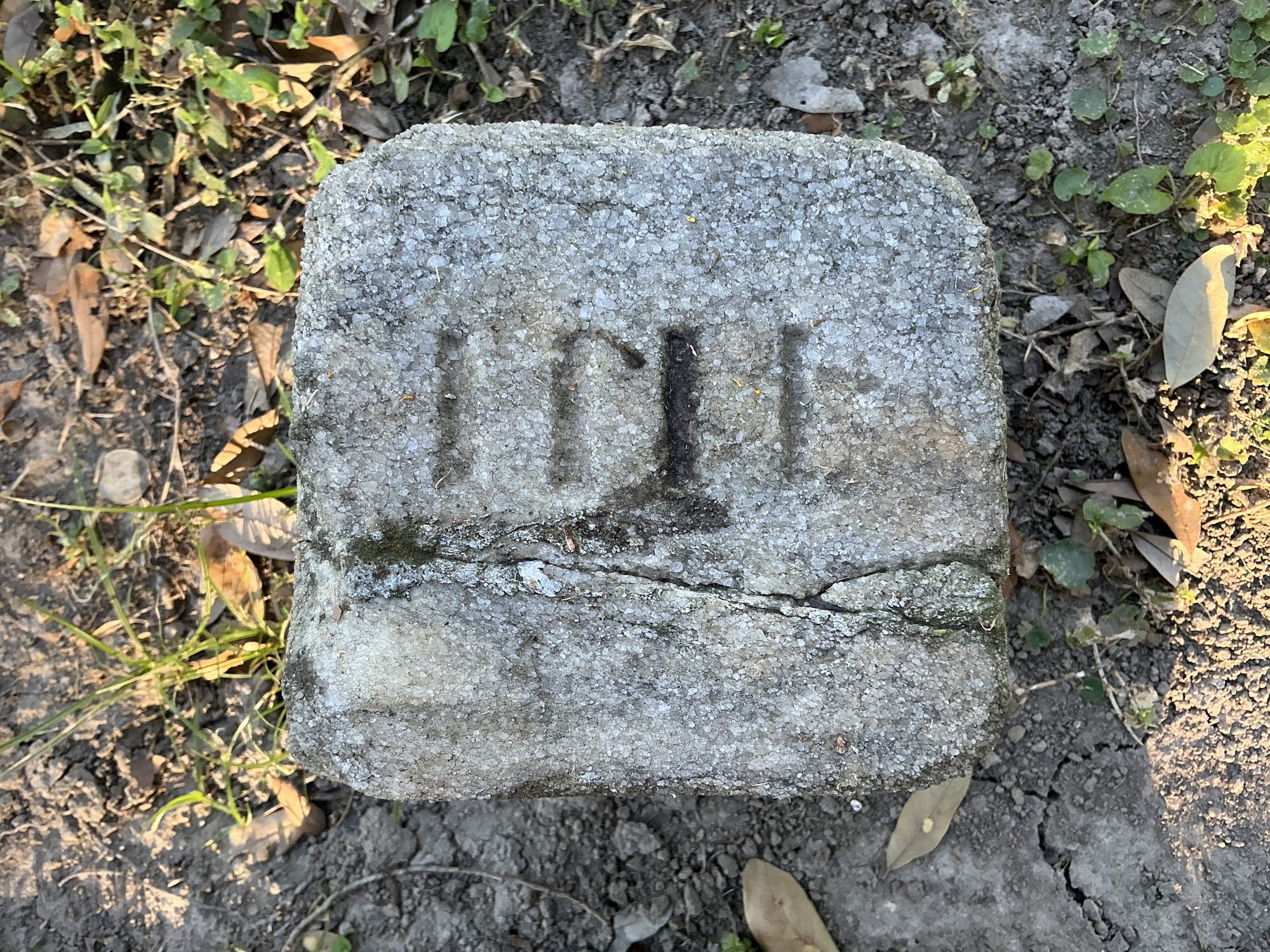 Top of flat marble marker