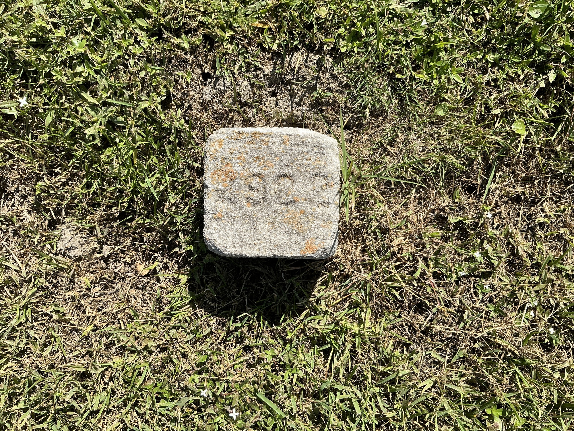 Top of flat marble marker