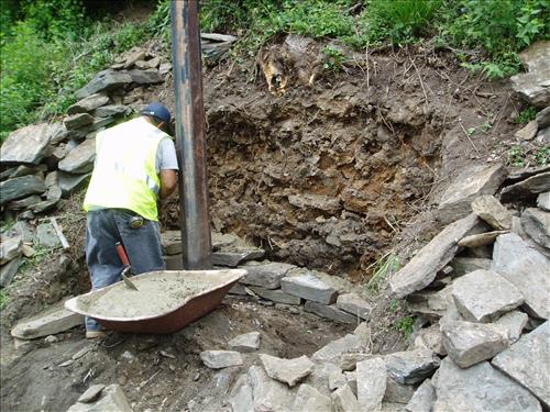 Stone walls around lights undergoing repair on S. Waterside Drive - 04-26 to 05-03-07