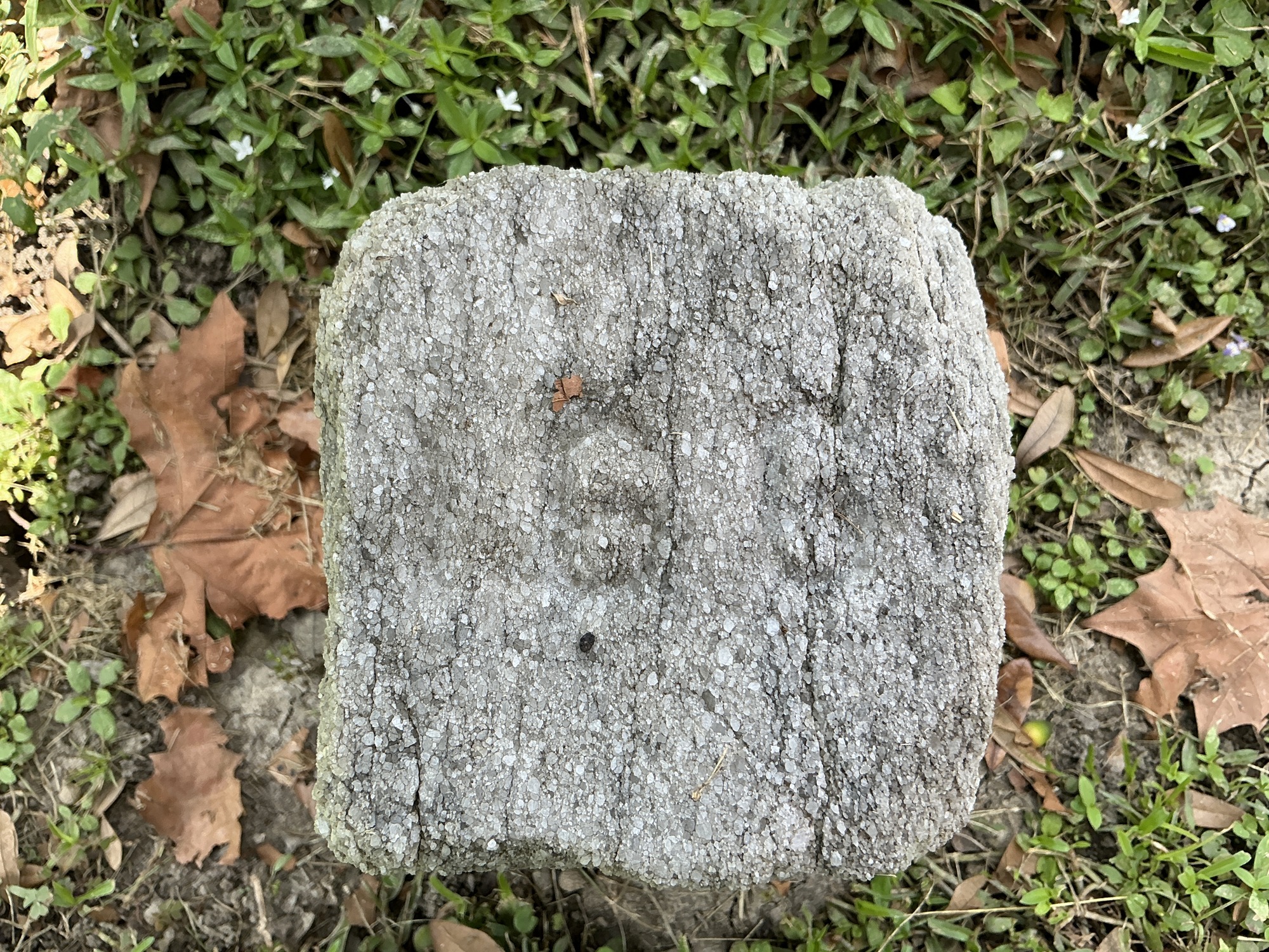 Top of flat marble marker