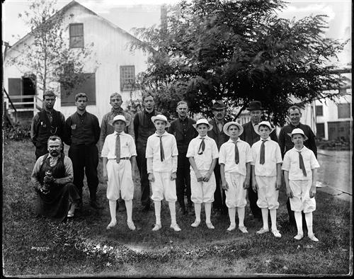 A1182-A1183--First Aid Team--Woodward Mine [1915.10.09]