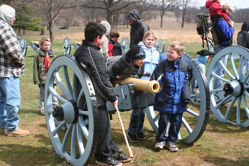 Junior Ranger Artillery Gun Crew
