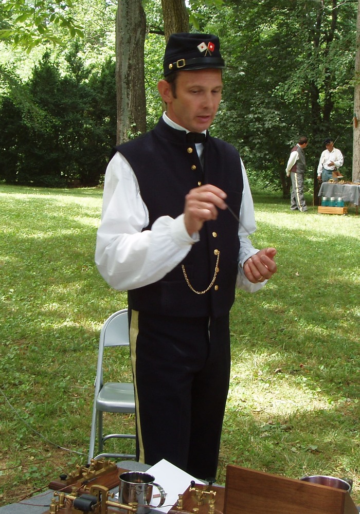 Living historians explained the use of communications like the telegraph during the war
