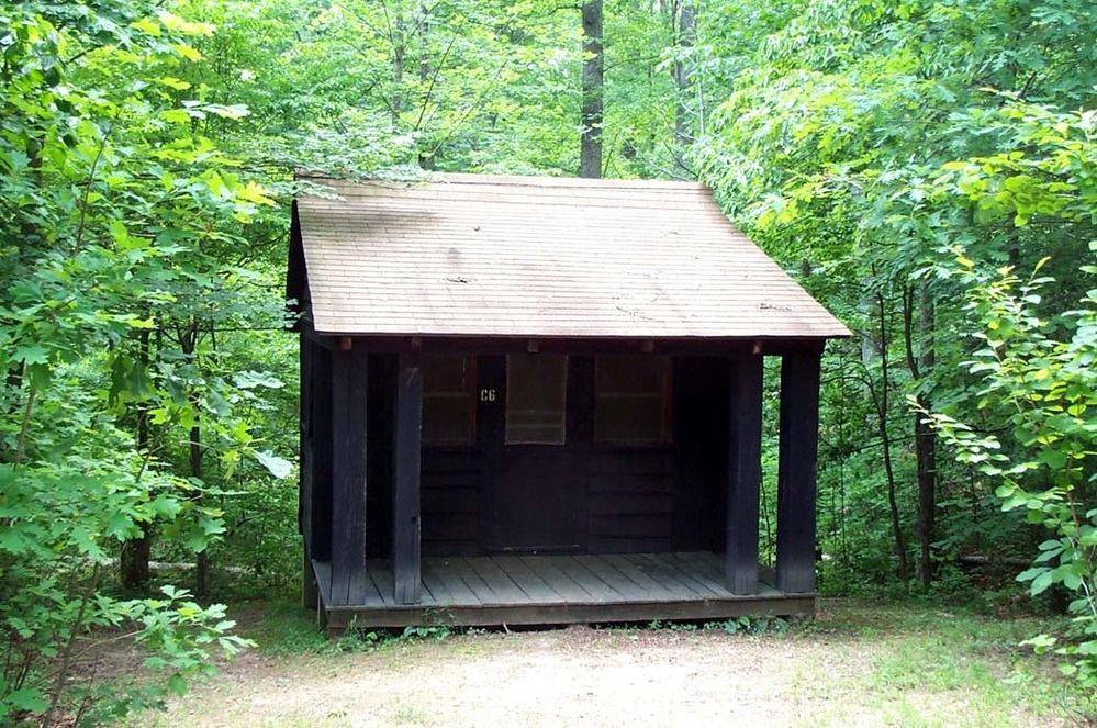 A typical 4 person sleeping cabin in camp mawavi.