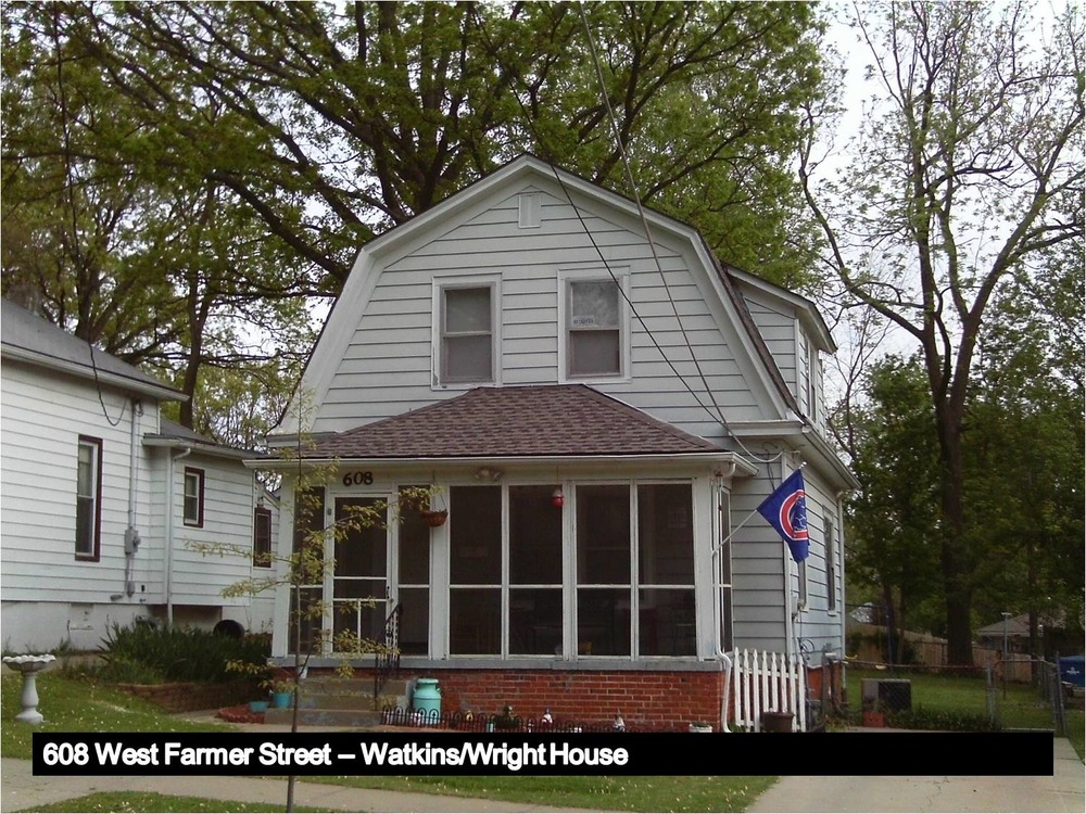 Colonial Revival style house