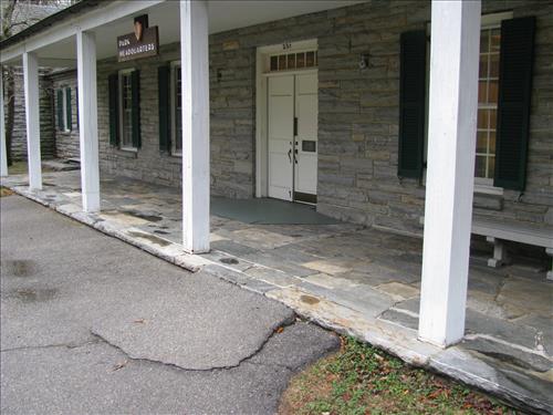 Sugarlands Park Headquarters Building