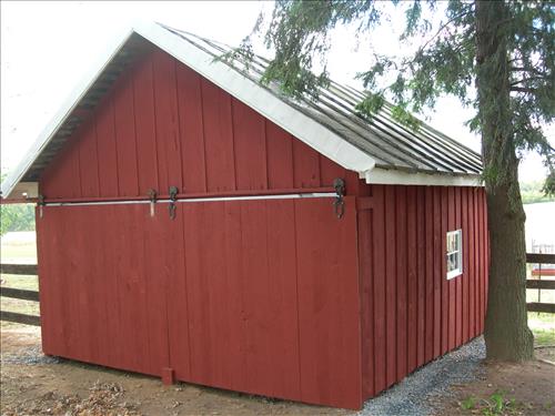 Frame shed behind Thomas house at Monocacy N.B., January 16, 2007.
