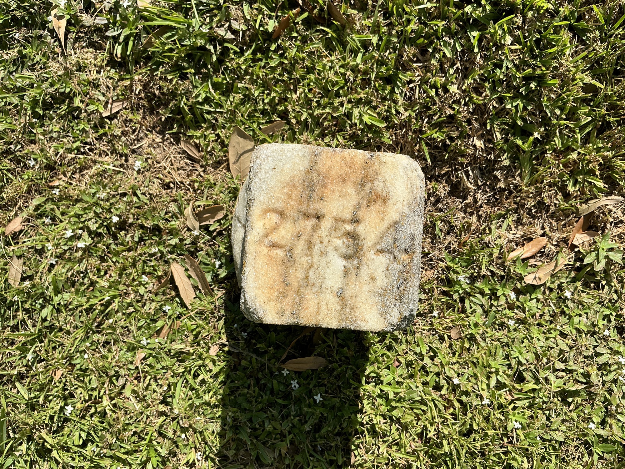 Top of flat marble marker