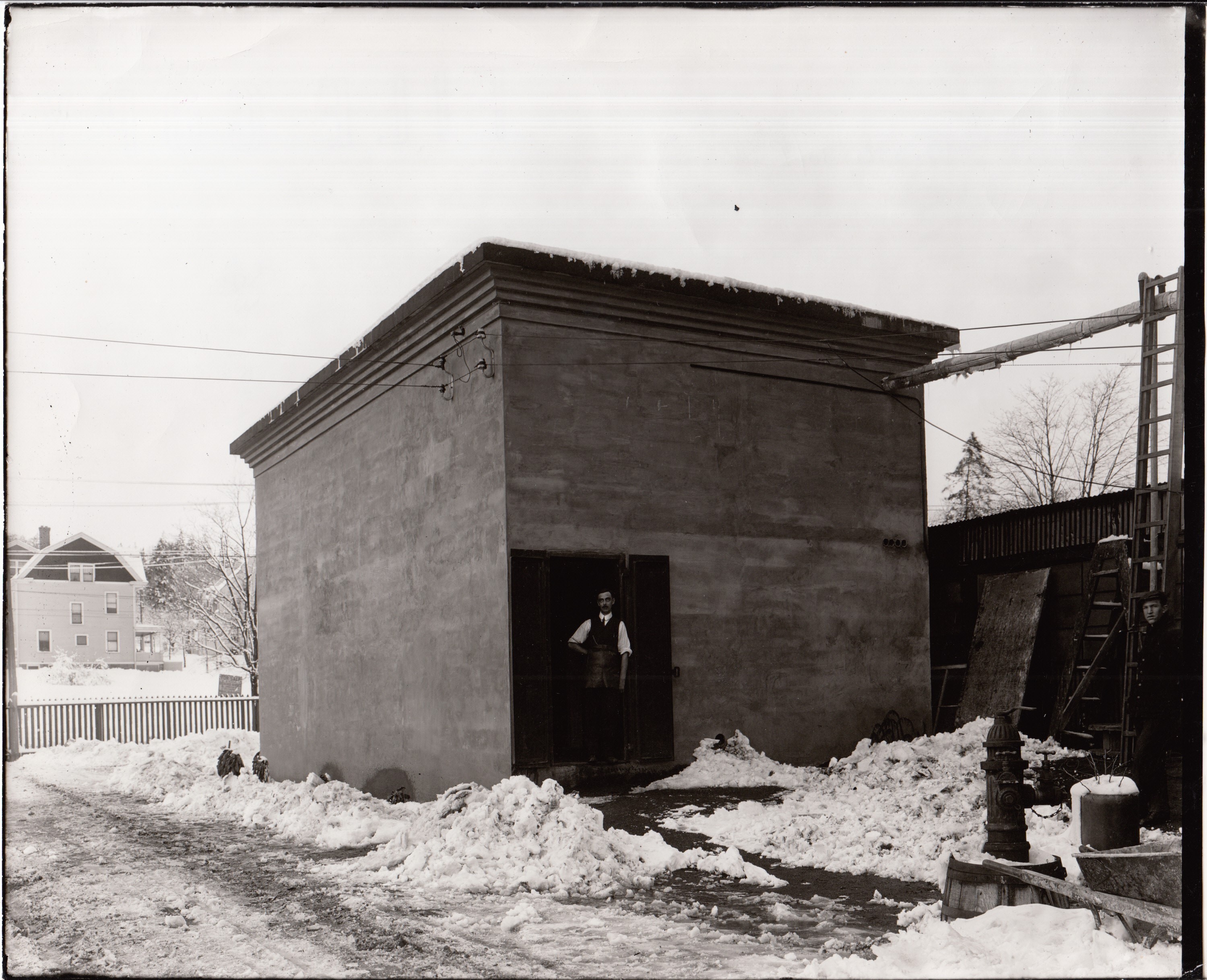 Vault 33, built for cylinder record masters.