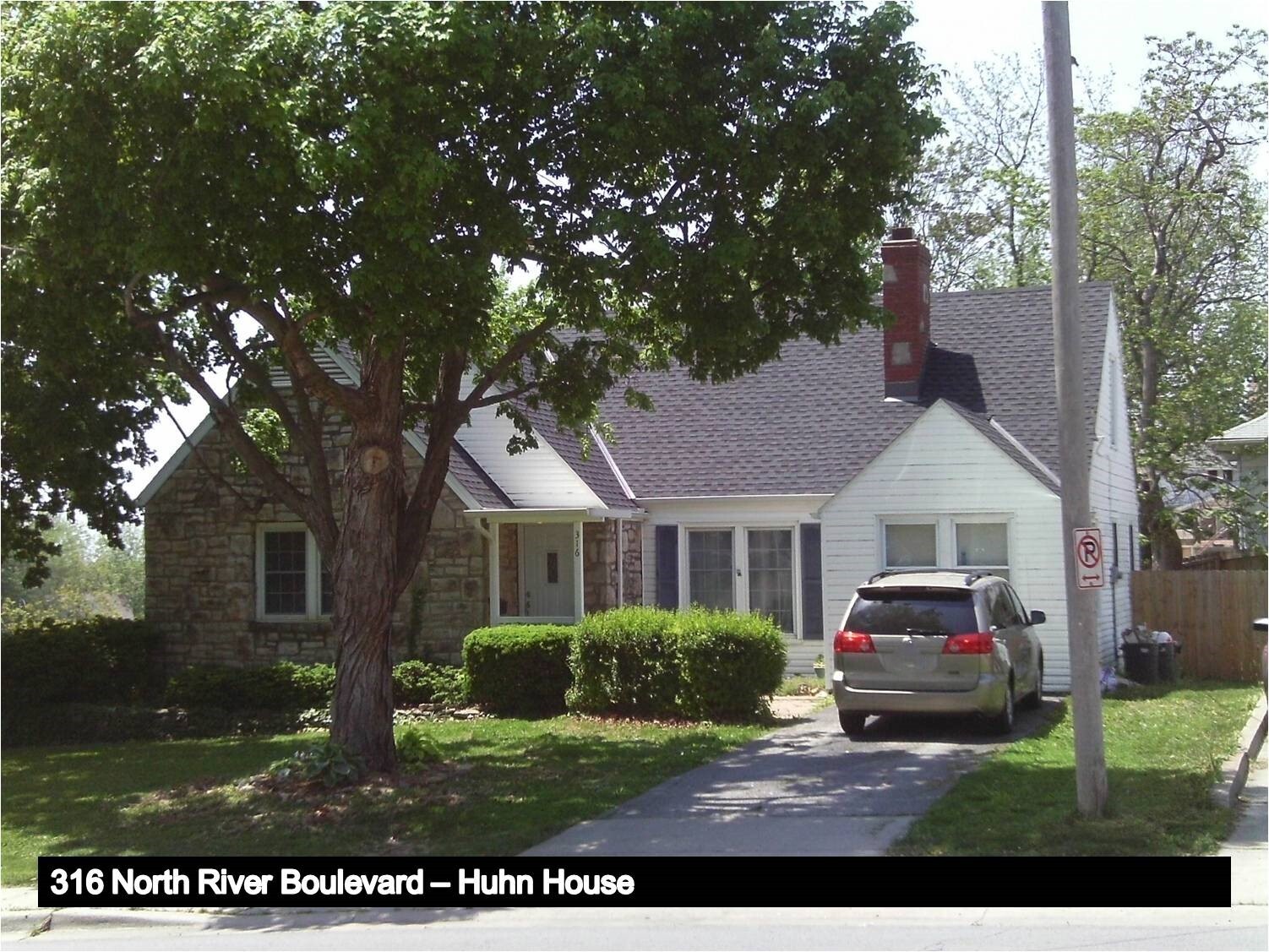 image of the MT Cottage-style Huhn House.