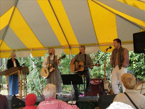 Lindenwald Harvest Day Celebration at Martin Van Buren National Historic Site in September 2009 part I