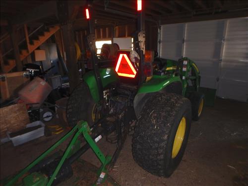 Photos of John Deere 4120 for equipment replacement purposes.