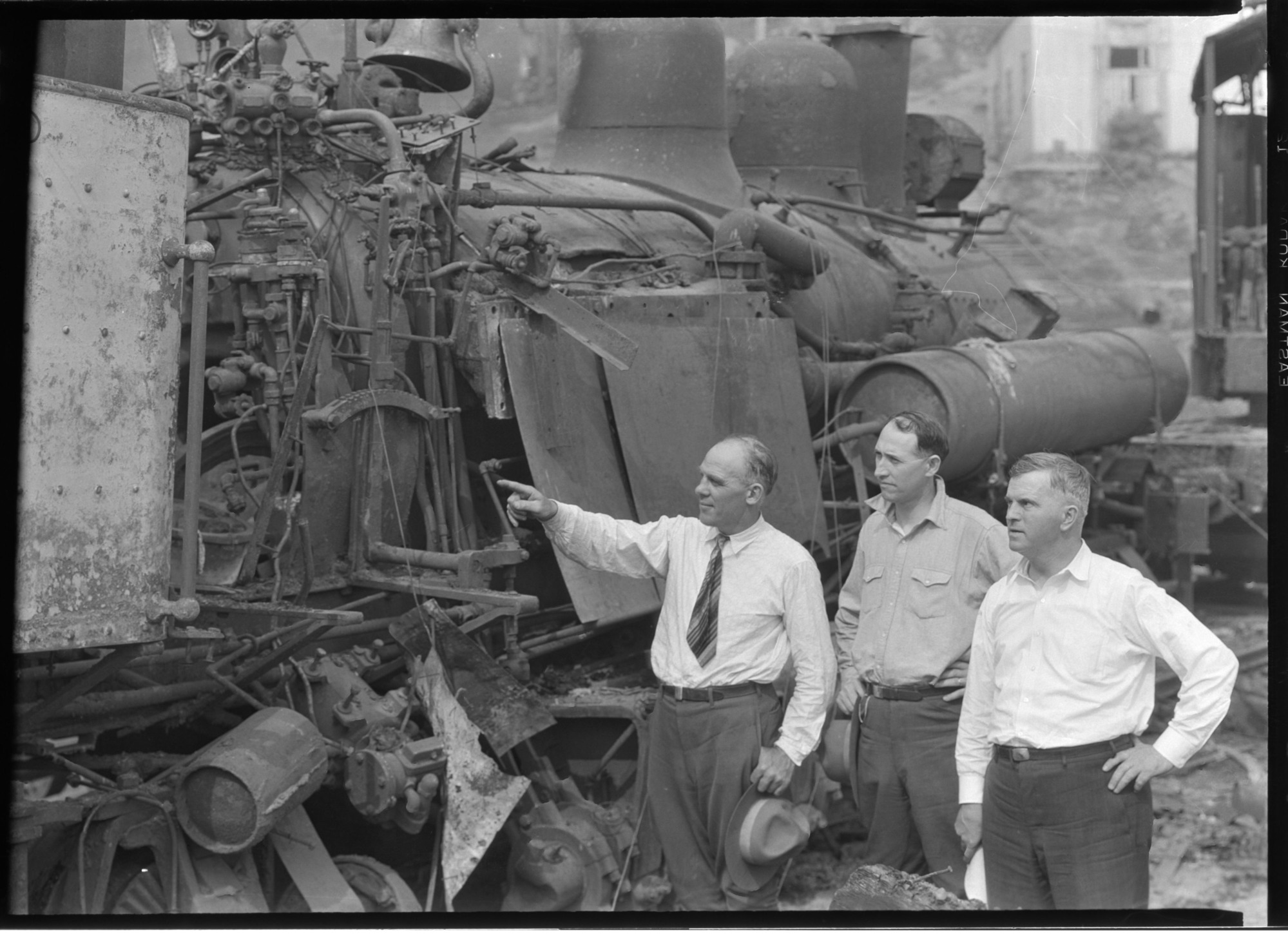 Yosemite Lumber Company - Camp #2, checking the damage