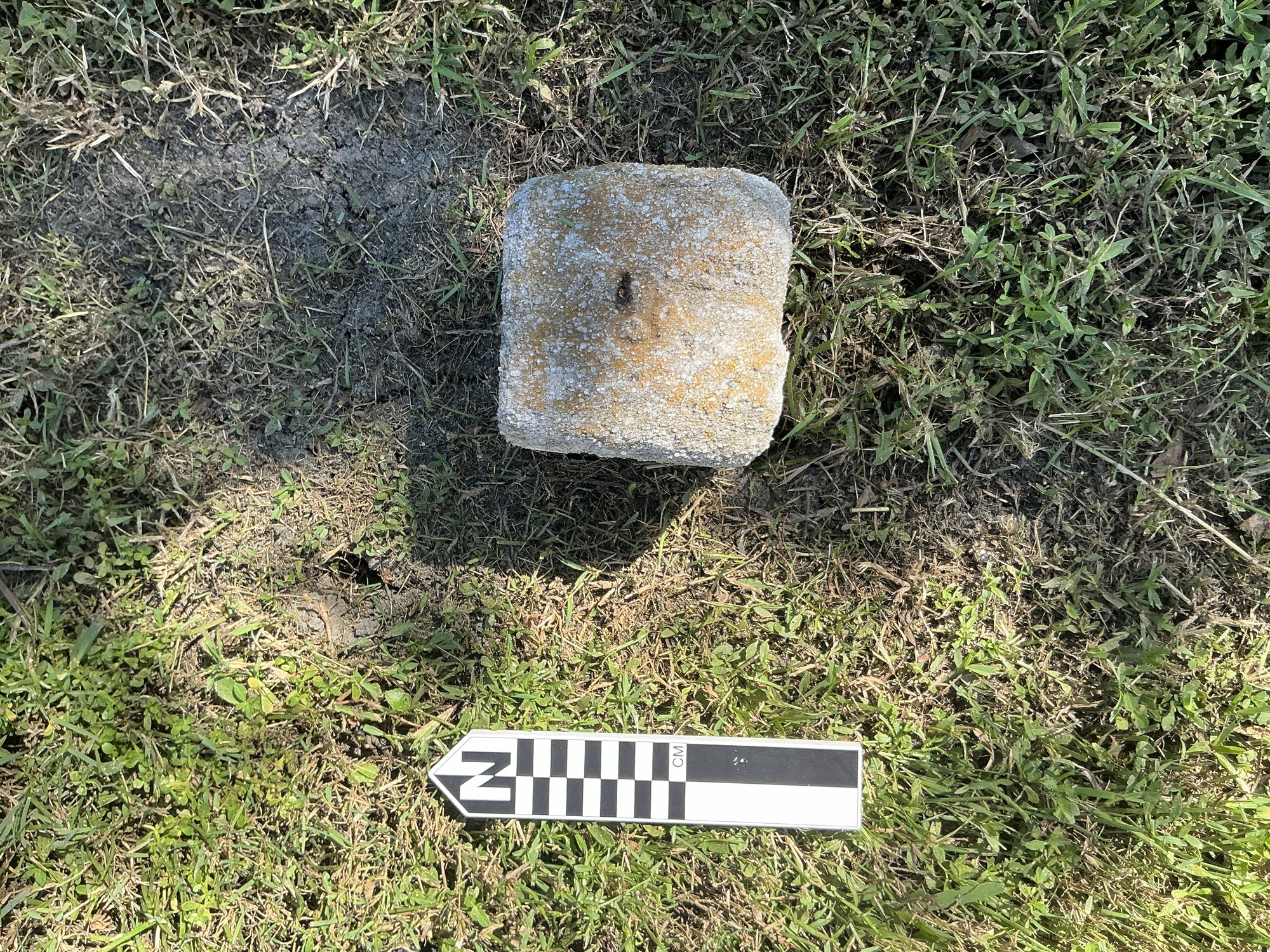 Extra image of flat marble marker