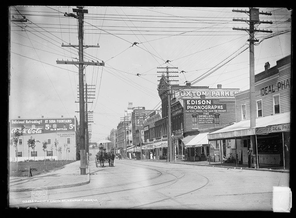 28th Street, Newport News, Virginia around 1906.