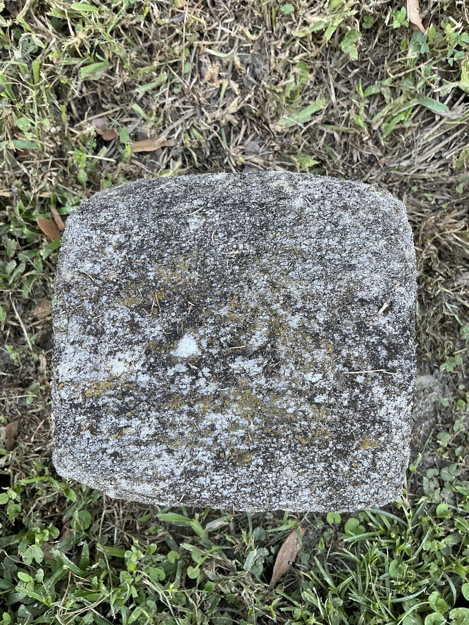 Top of flat marble marker