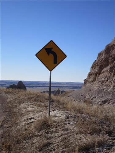 BADL-Loop_Road_(Route_10)-Traffic Signs