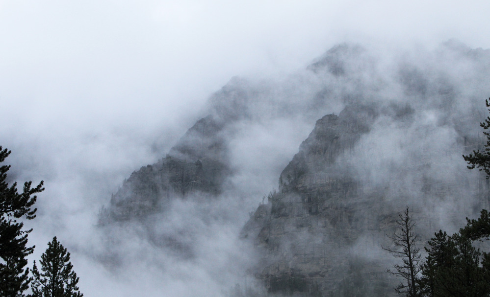 Clouds on Abiathar Peak