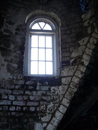 Cockspur Island Lighthouse during low-tide at Fort Pulaski National Monument in June 2007