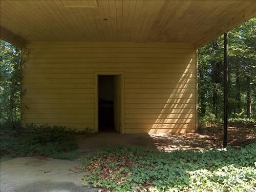 Collins-Yardum House at Chattahoochee River National Recreation Area in August 2006