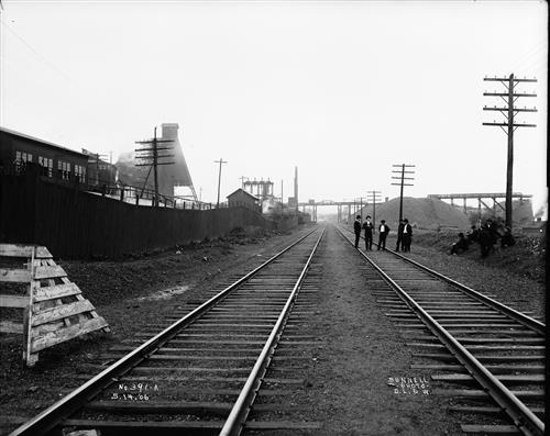 A0390-A0392--West Pittston, PA--Penn Avenue Crossing--Looking east [1906.05.14]