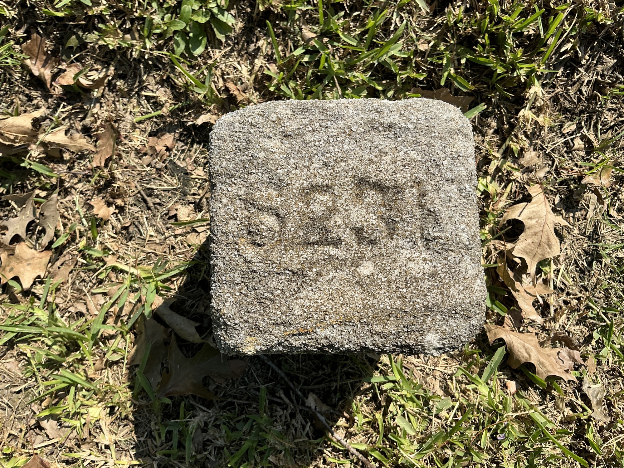 Top of flat marble marker