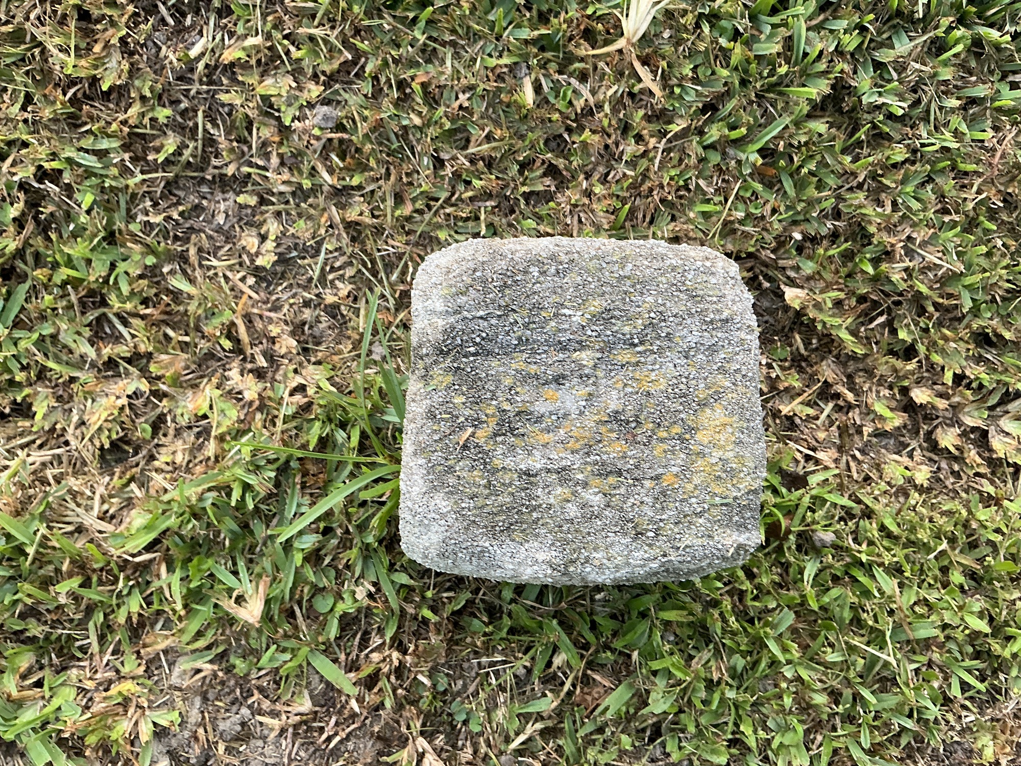 Top of flat marble marker