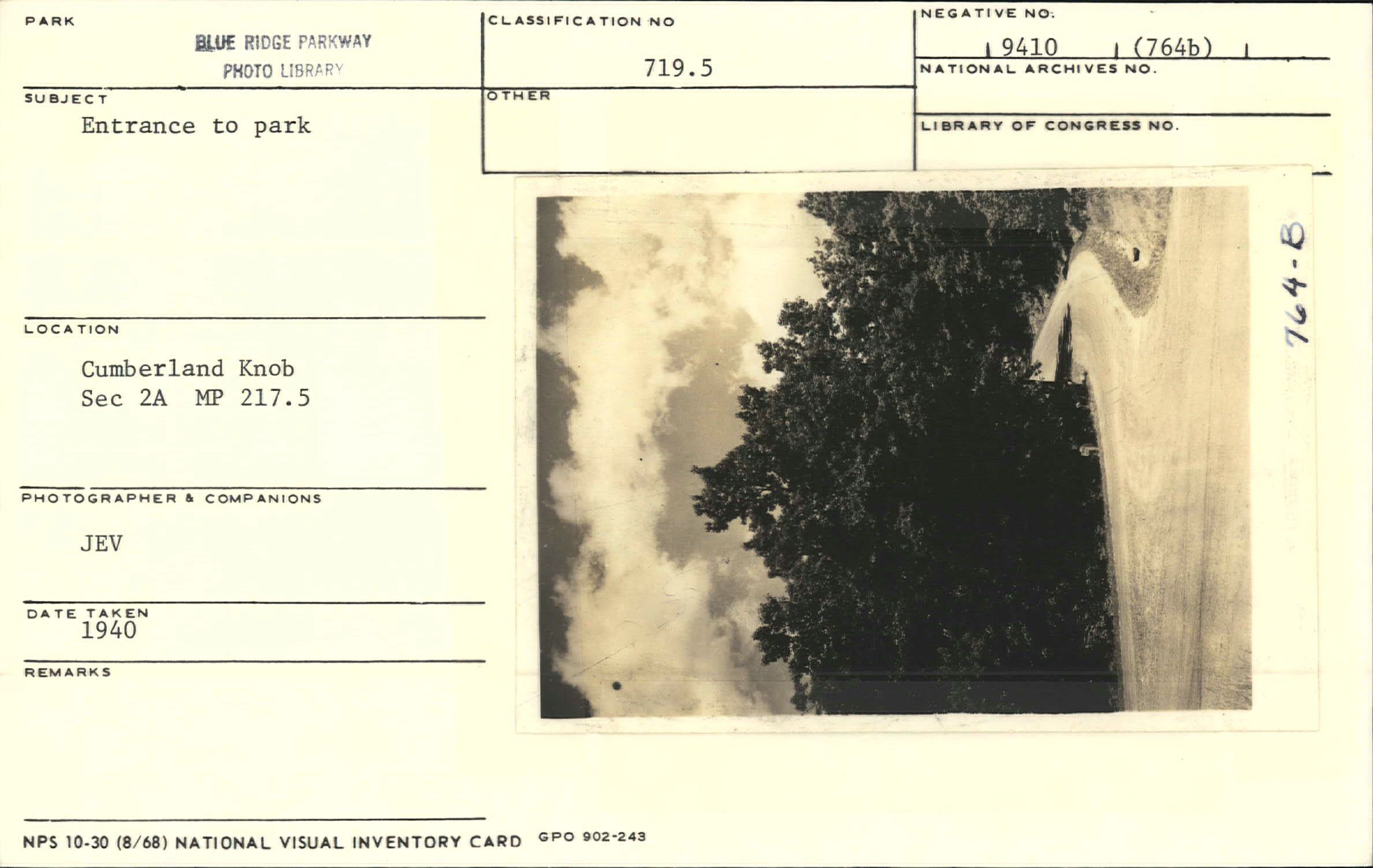 Entrance to Cumberland Park