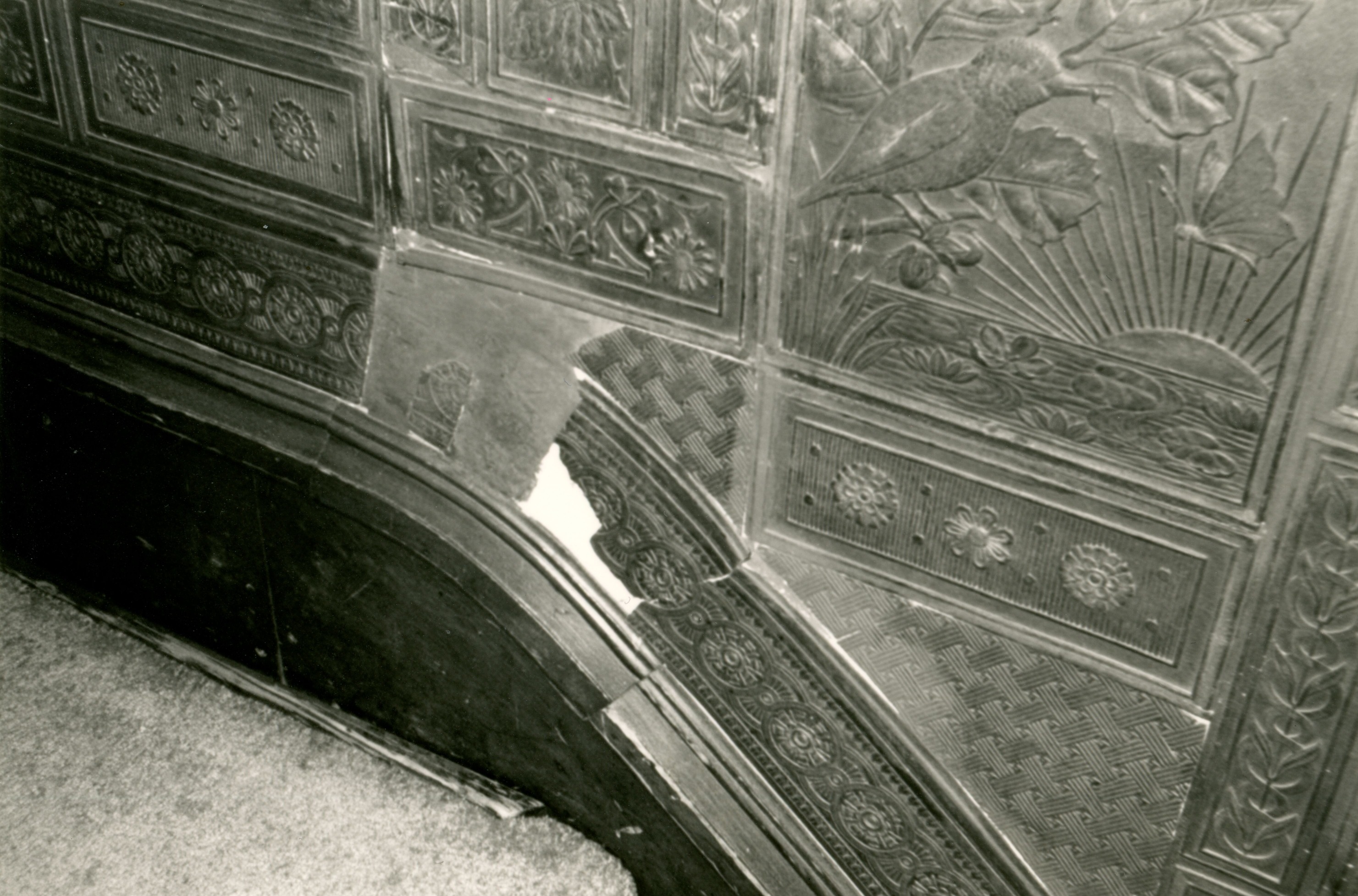 Lincrusta Walton in foyer