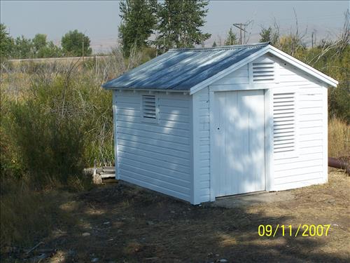 HS86 Warren built pumphouse repairs, Kohrs-Manning ditch, August 2007.