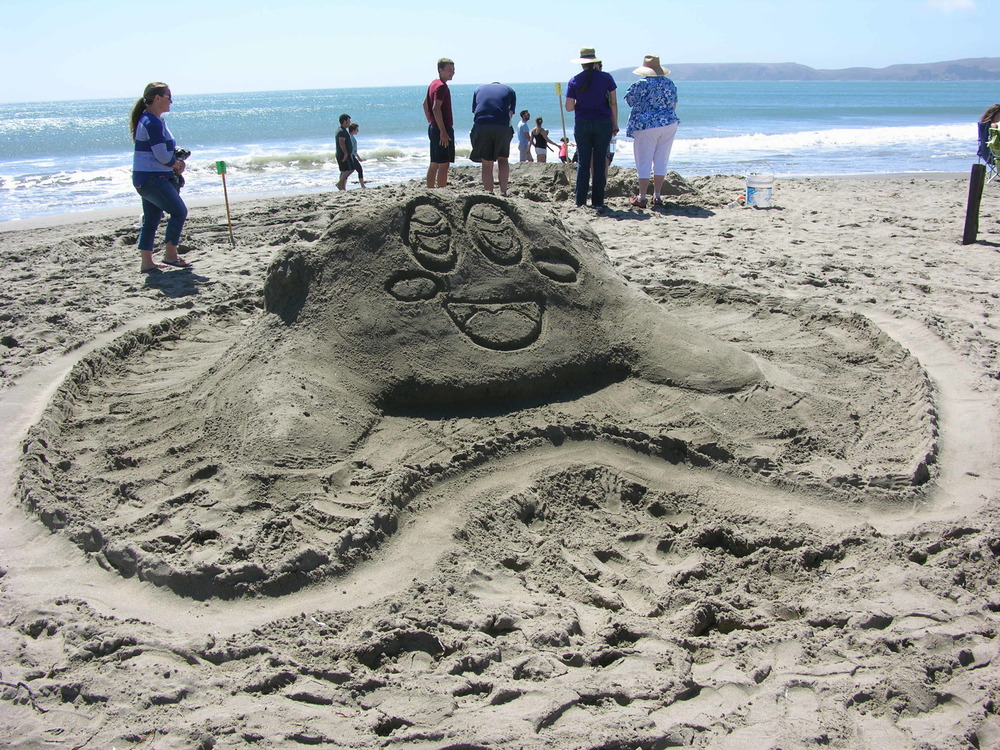 2014 Sand Sculpture Contest: Children's Group 2nd Place Winner: Entry #02: Kirby, by Timmy, Tyler, and Matthew